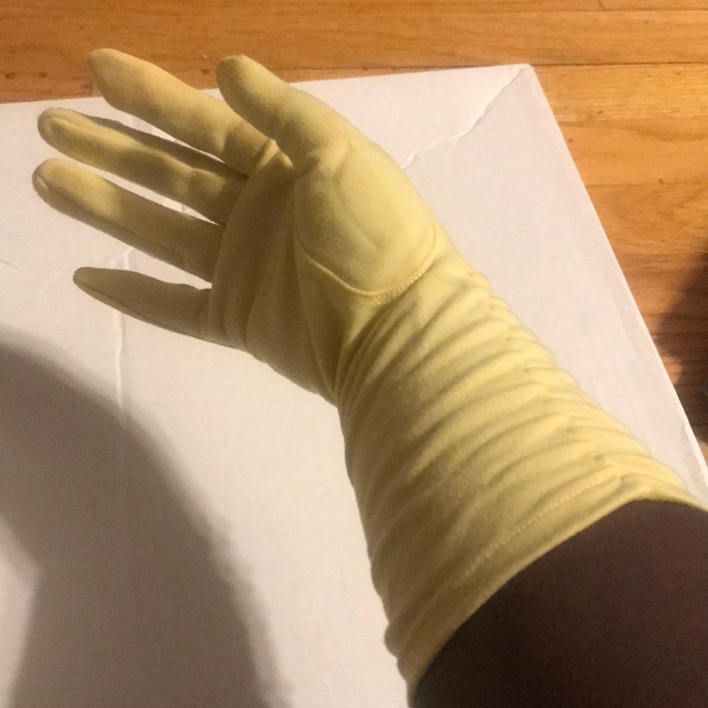Vintage gloves